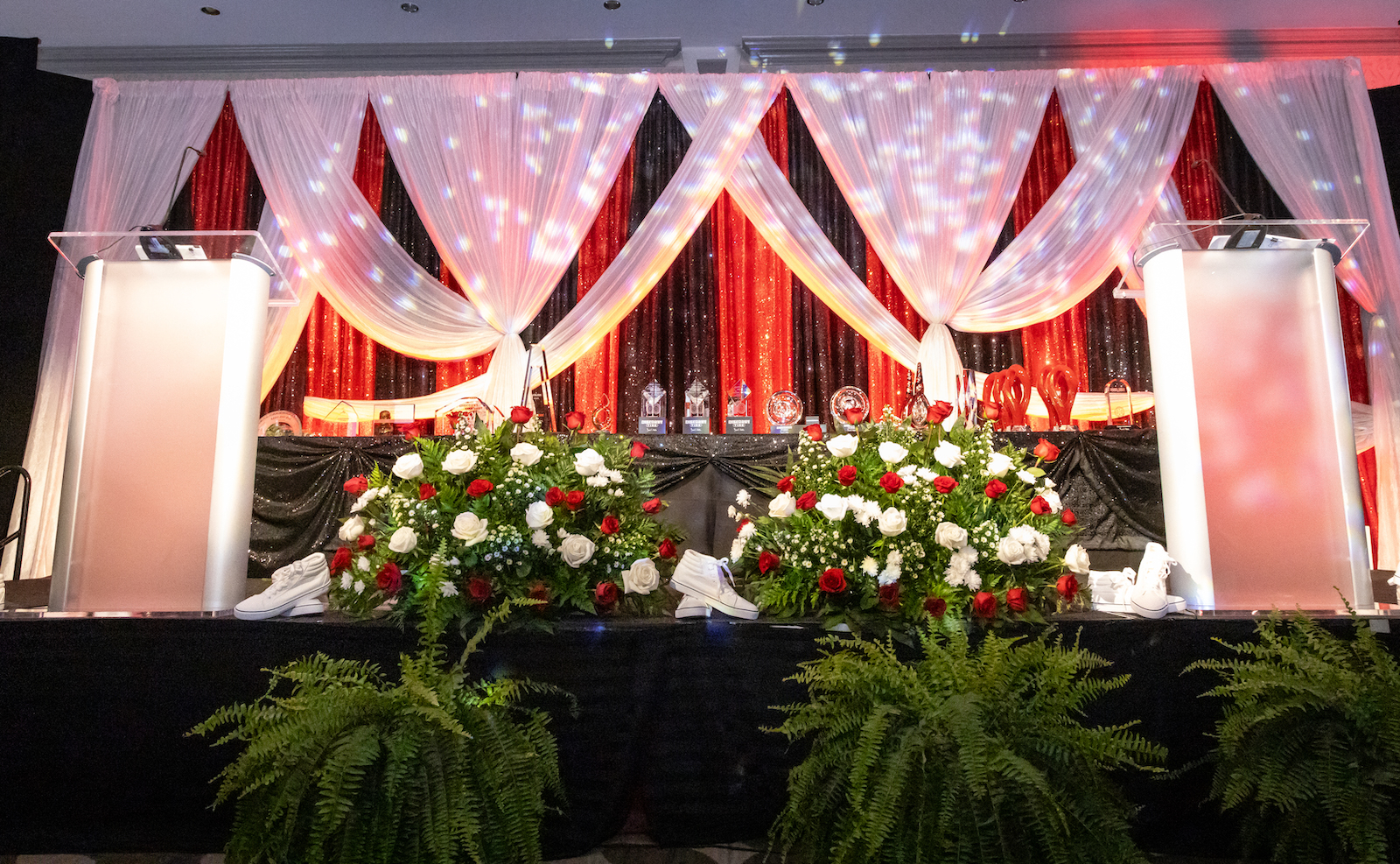 CORPORATE EVENT DECOR