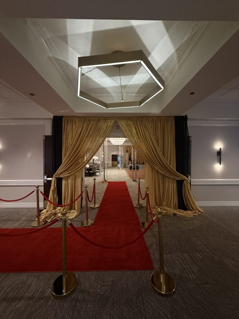 Hollywood Entrance
